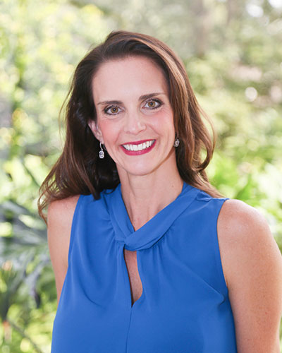 A headshot of Tara Collingwood.